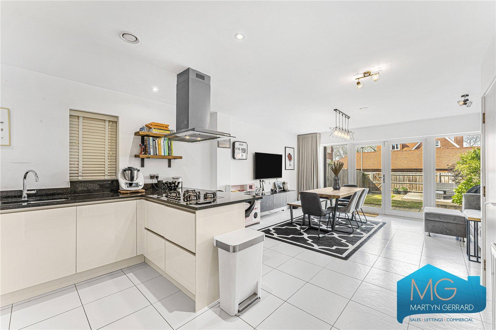 Guardhouse Way, Mill Hill, London, NW7+ - Martyn Gerrard