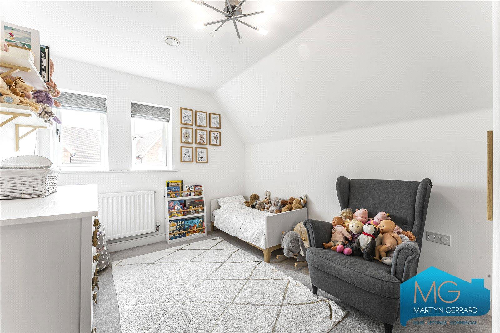 4 bedroom Semi-Detached House for sale - Martyn Gerrard