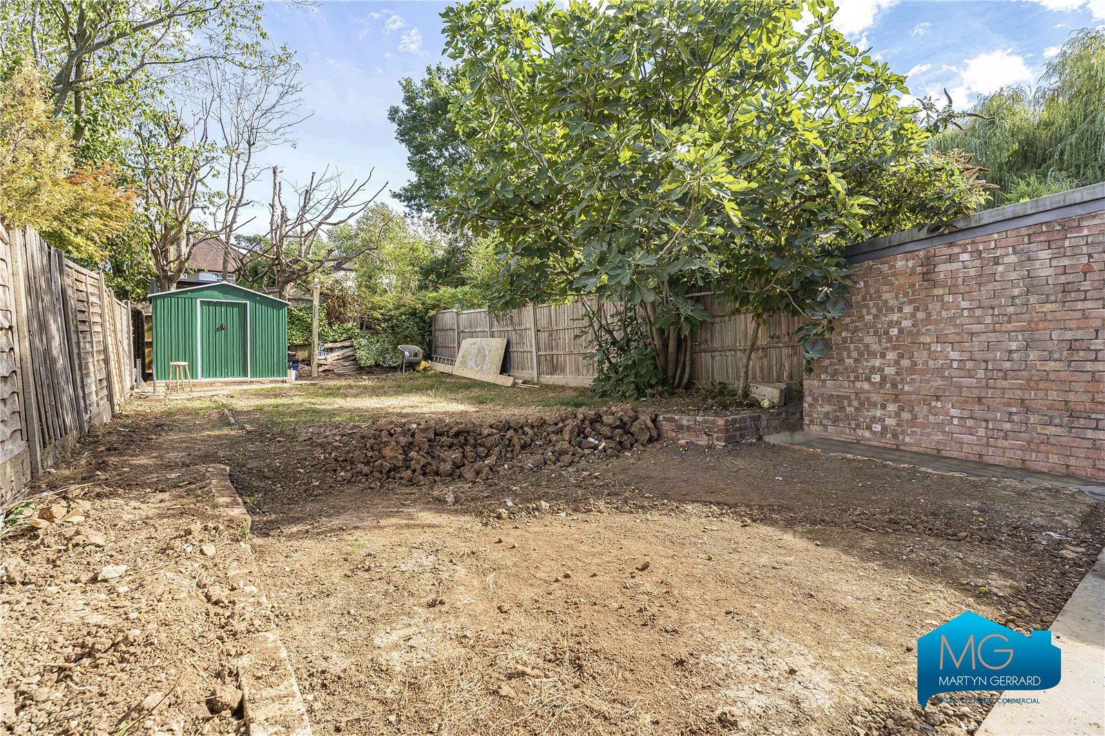 4 bedroom Terraced House to rent - Martyn Gerrard