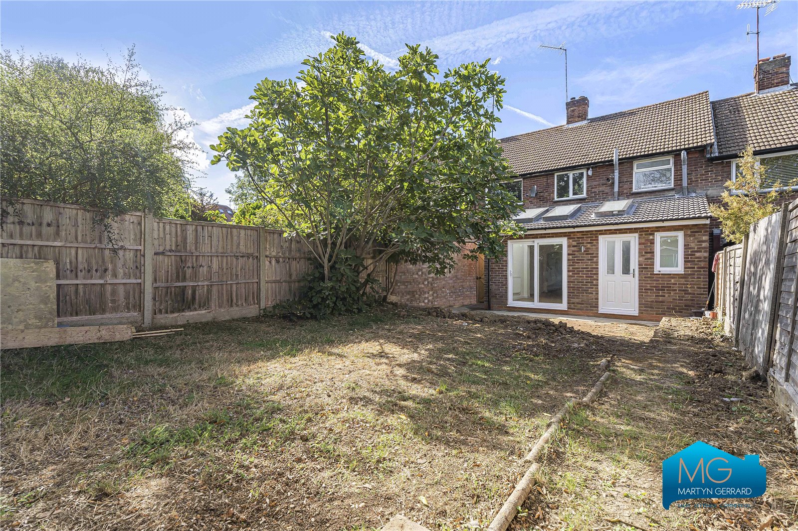 4 bedroom Terraced House to rent - Martyn Gerrard