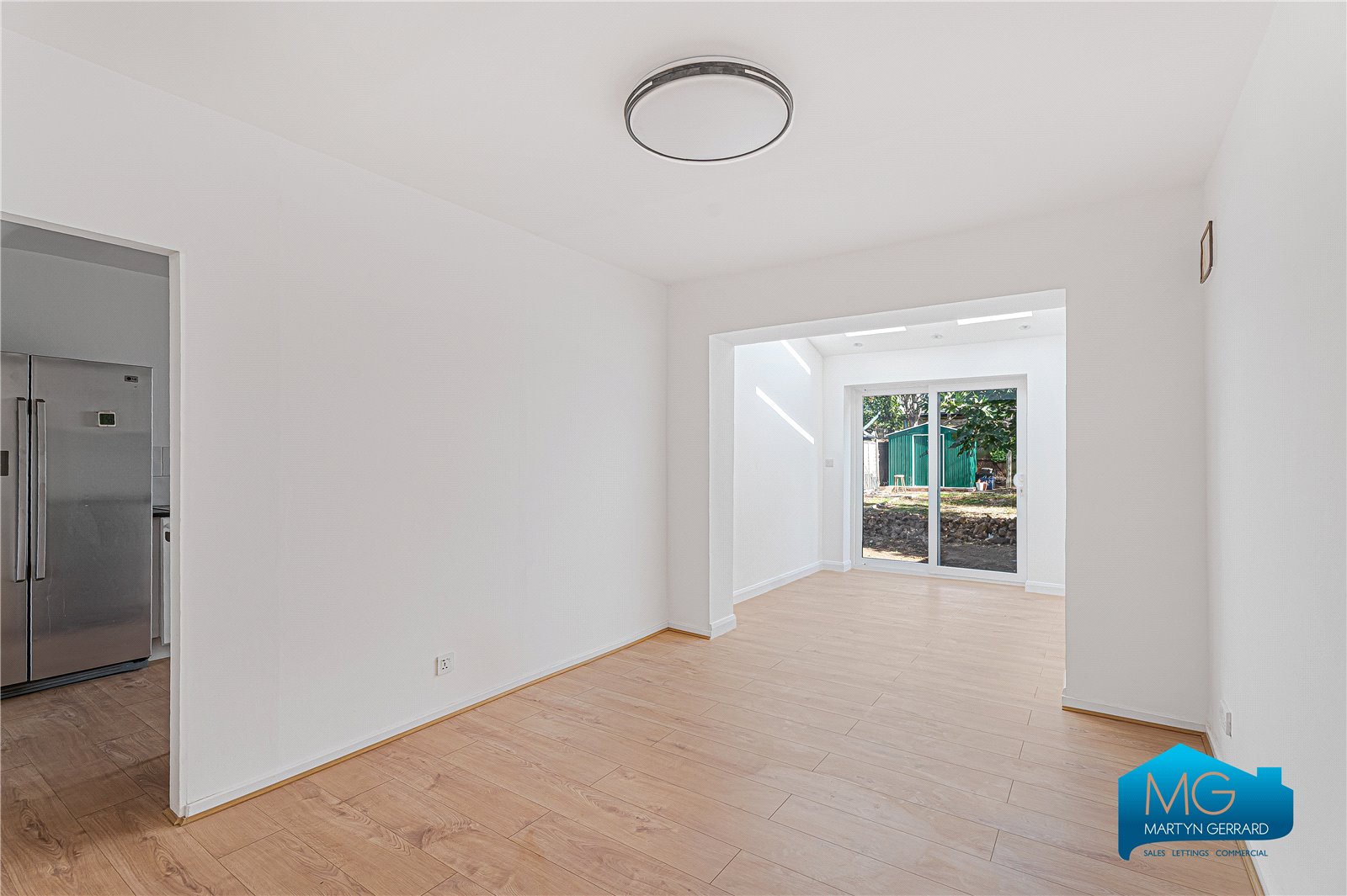 4 bedroom Terraced House to rent - Martyn Gerrard