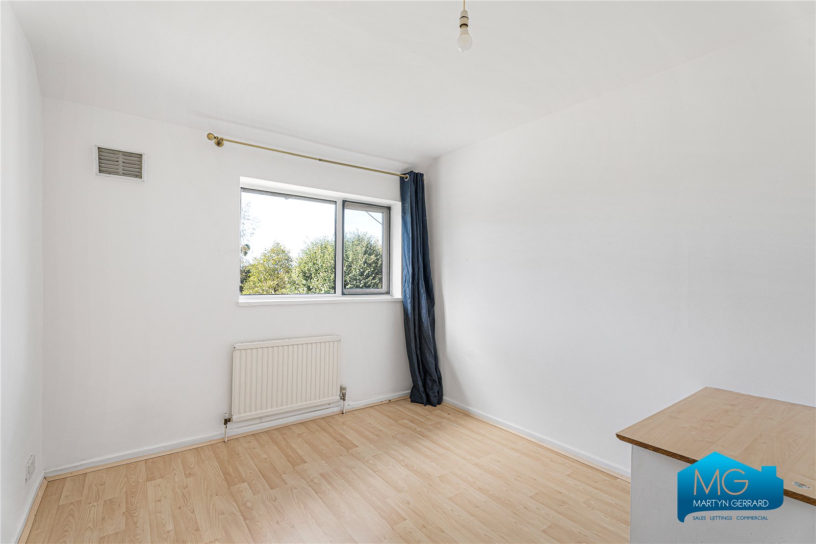 4 bedroom Terraced House to rent - Martyn Gerrard