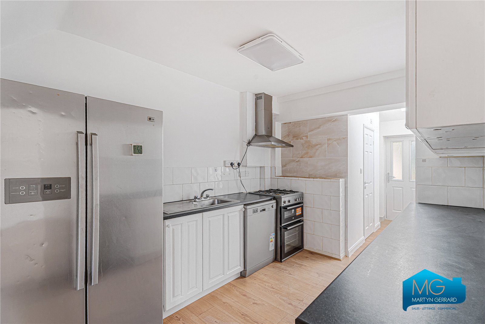 4 bedroom Terraced House to rent - Martyn Gerrard