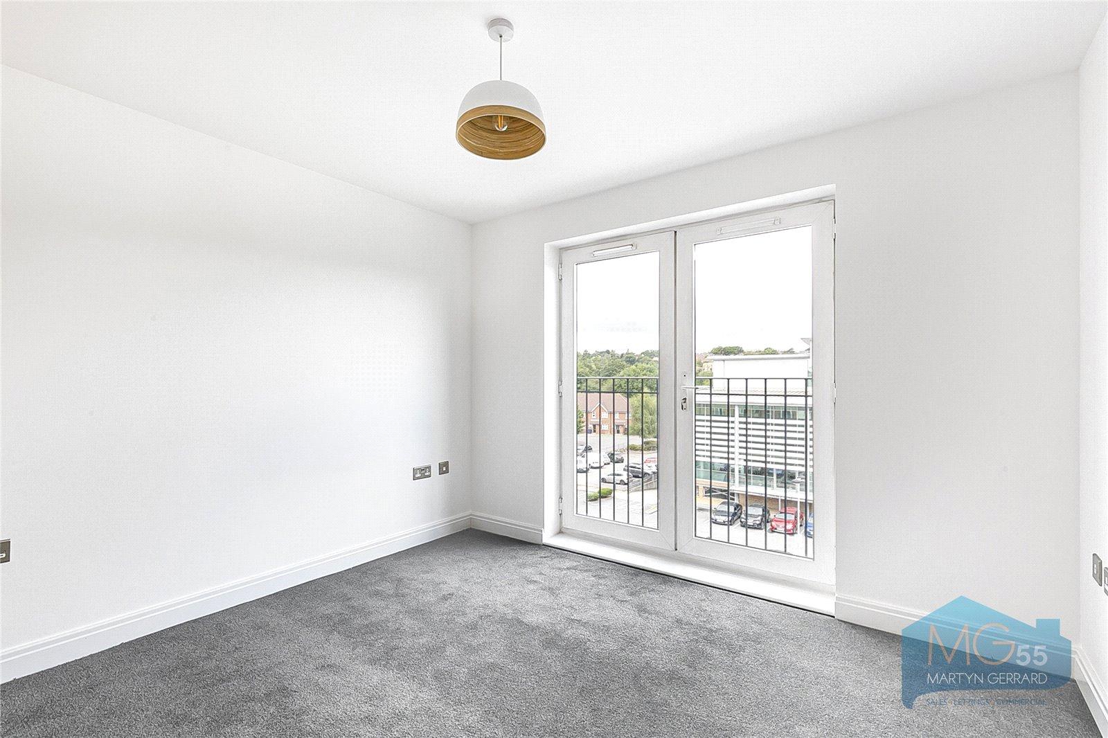 2 bedroom Apartment to rent - Martyn Gerrard