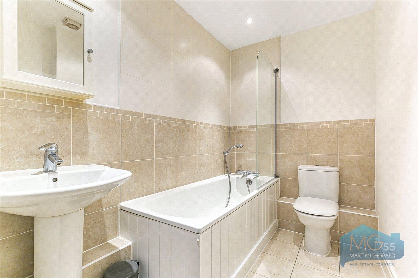 2 bedroom Apartment to rent - Martyn Gerrard