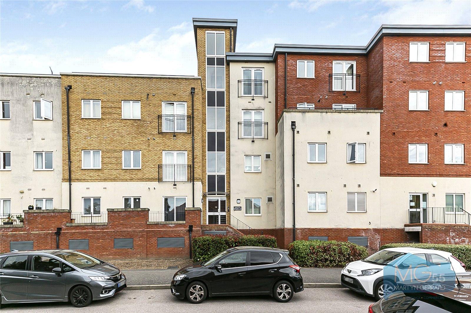 2 bedroom Apartment to rent - Martyn Gerrard