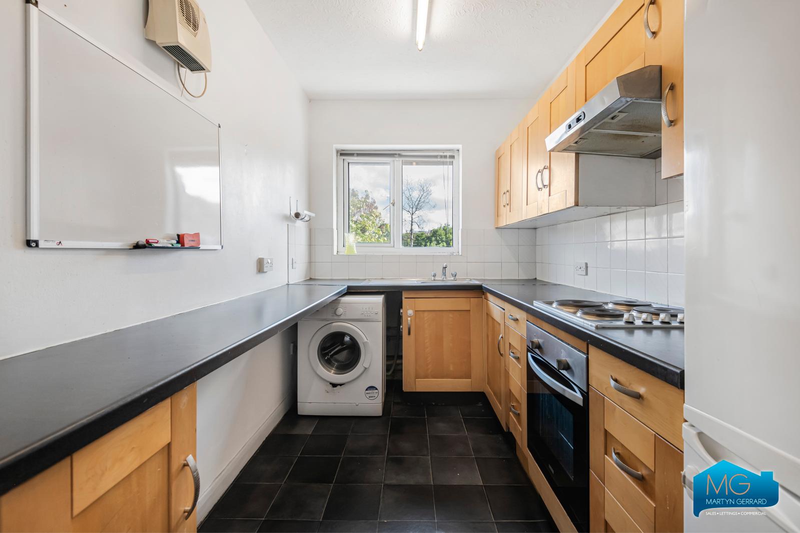 1 bedroom Apartment to rent - Martyn Gerrard