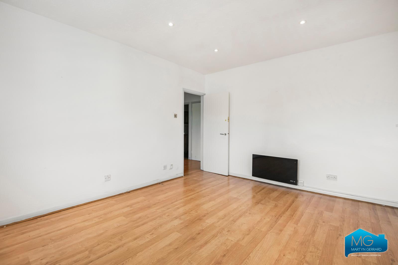 1 bedroom Apartment to rent - Martyn Gerrard