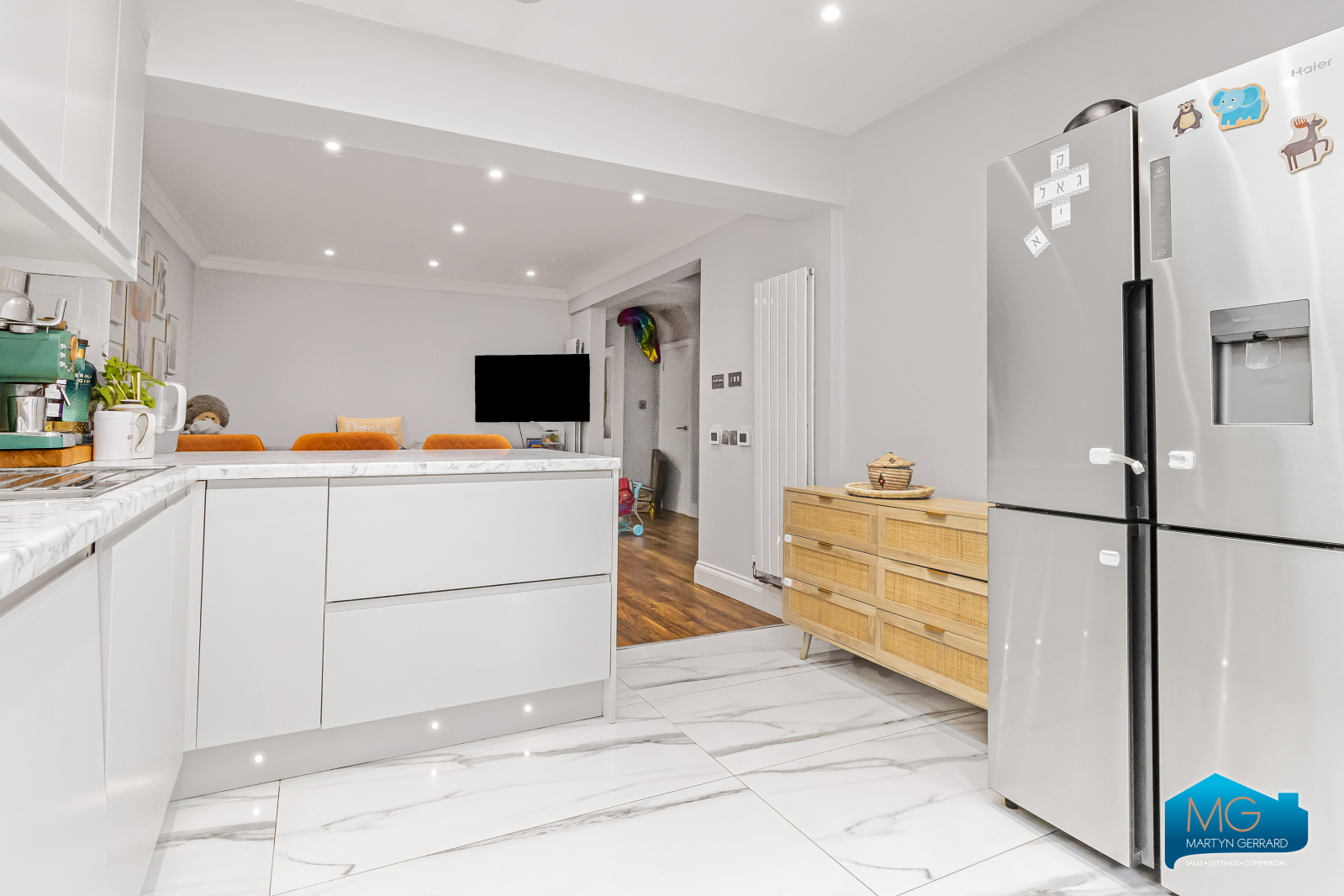 3 bedroom Ground Floor Flat to rent - Martyn Gerrard