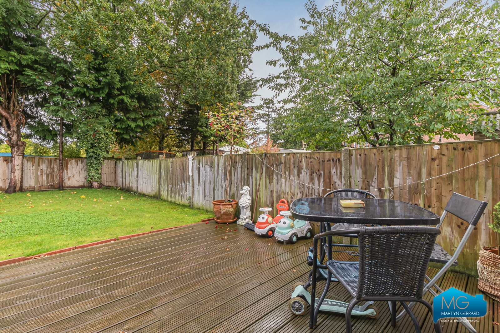 3 bedroom Ground Floor Flat to rent - Martyn Gerrard