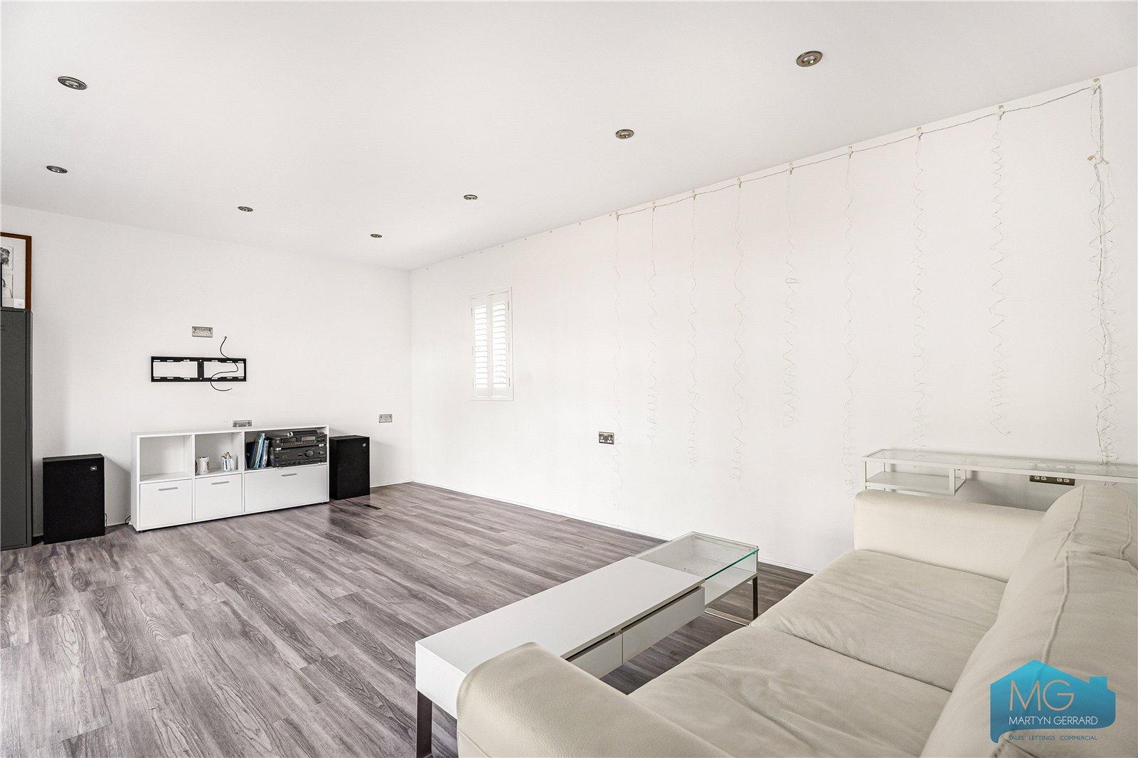 3 bedroom Semi-Detached House for sale - Martyn Gerrard