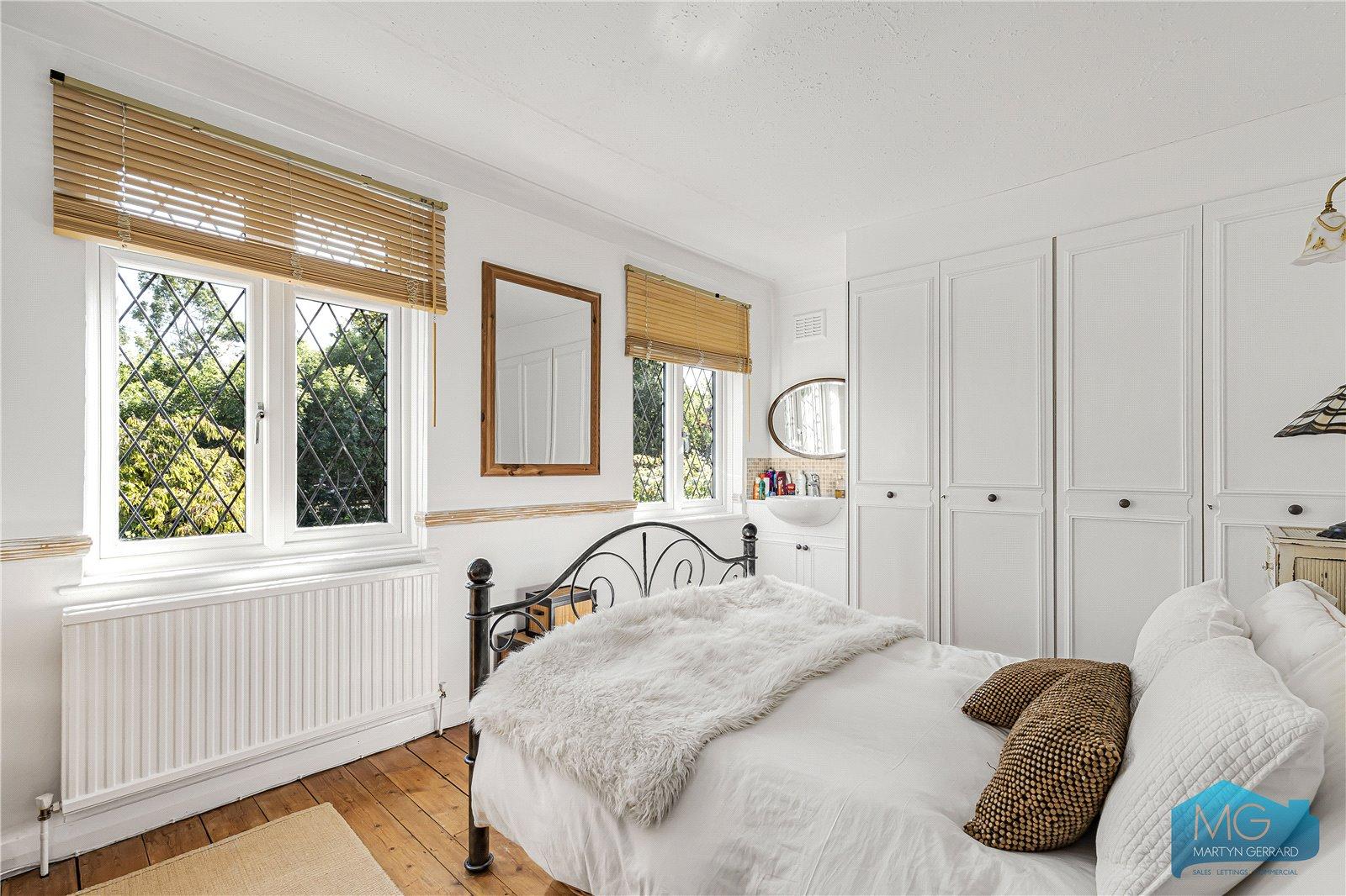 4 bedroom Detached House for sale - Martyn Gerrard