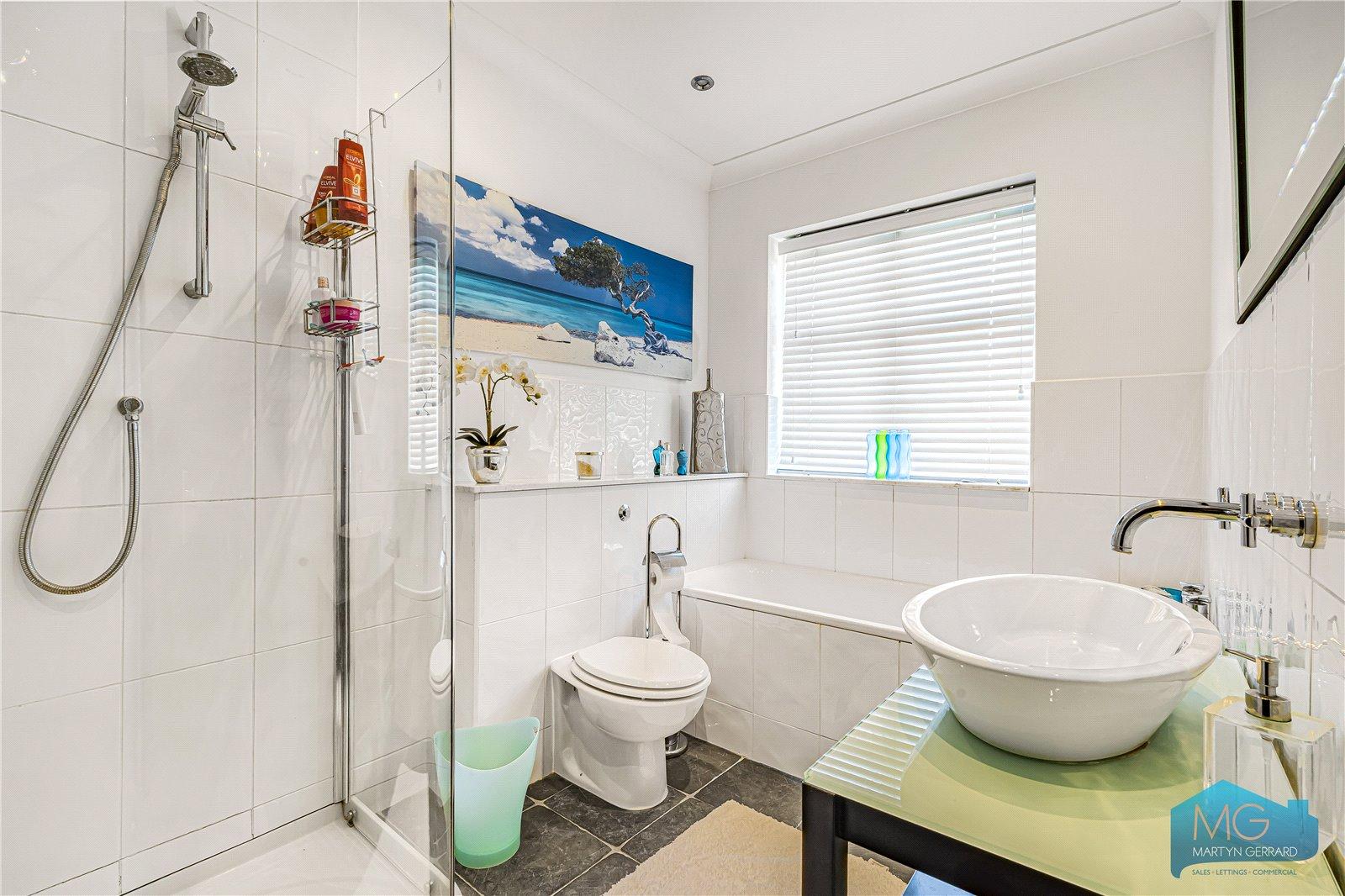 4 bedroom Detached House for sale - Martyn Gerrard