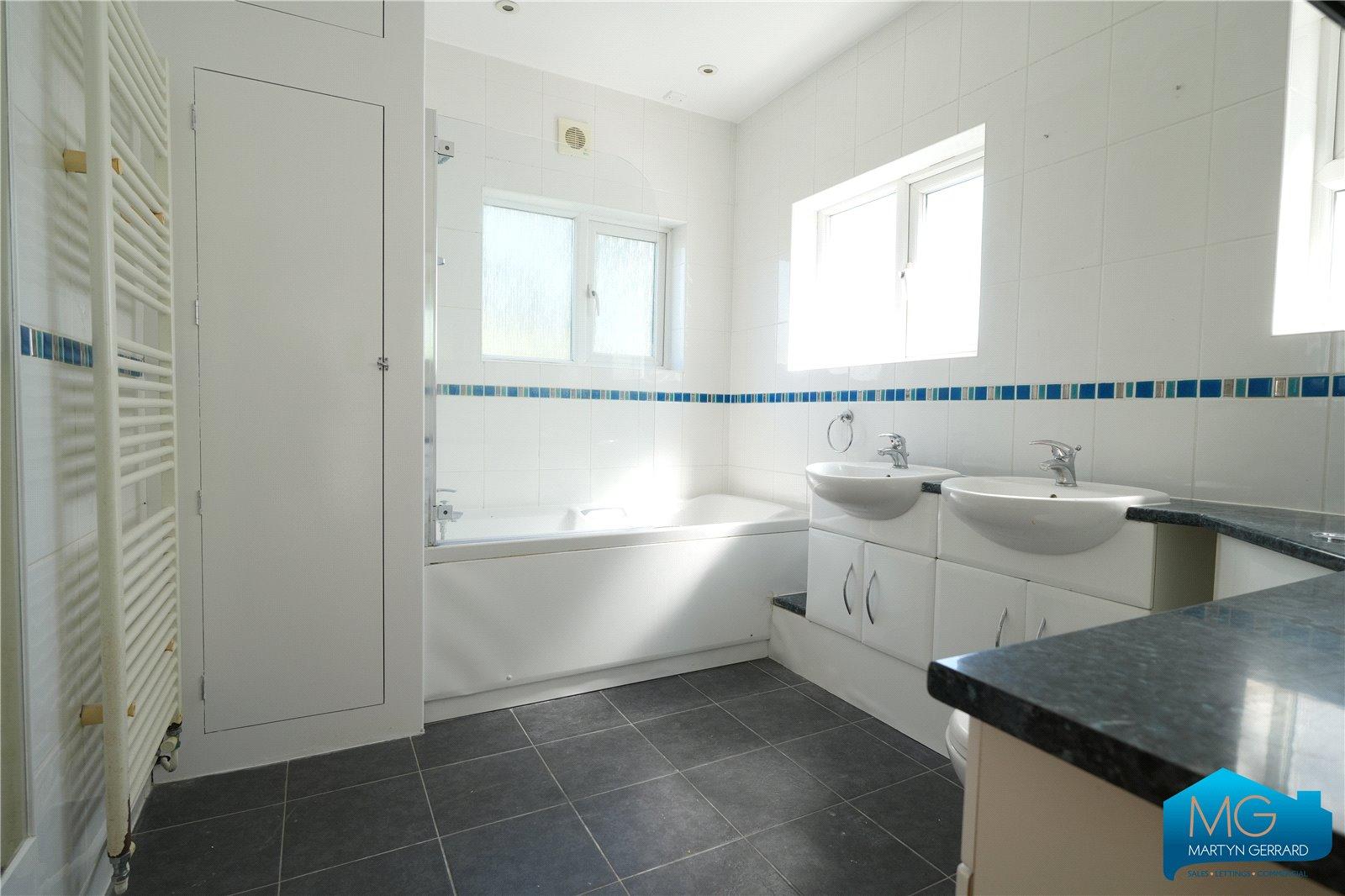 5 bedroom Semi-Detached House for sale - Martyn Gerrard