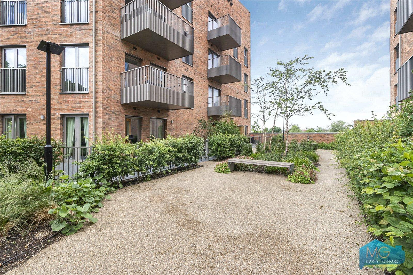 1 bedroom Apartment for sale - Martyn Gerrard