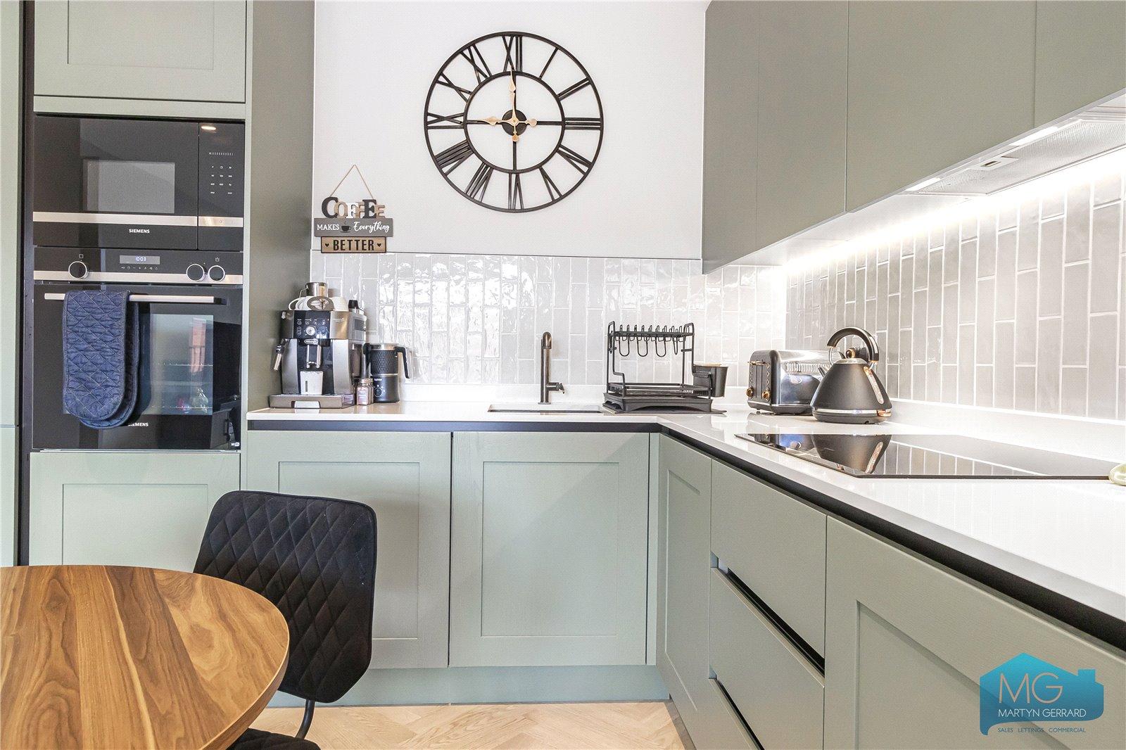 1 bedroom Apartment for sale - Martyn Gerrard