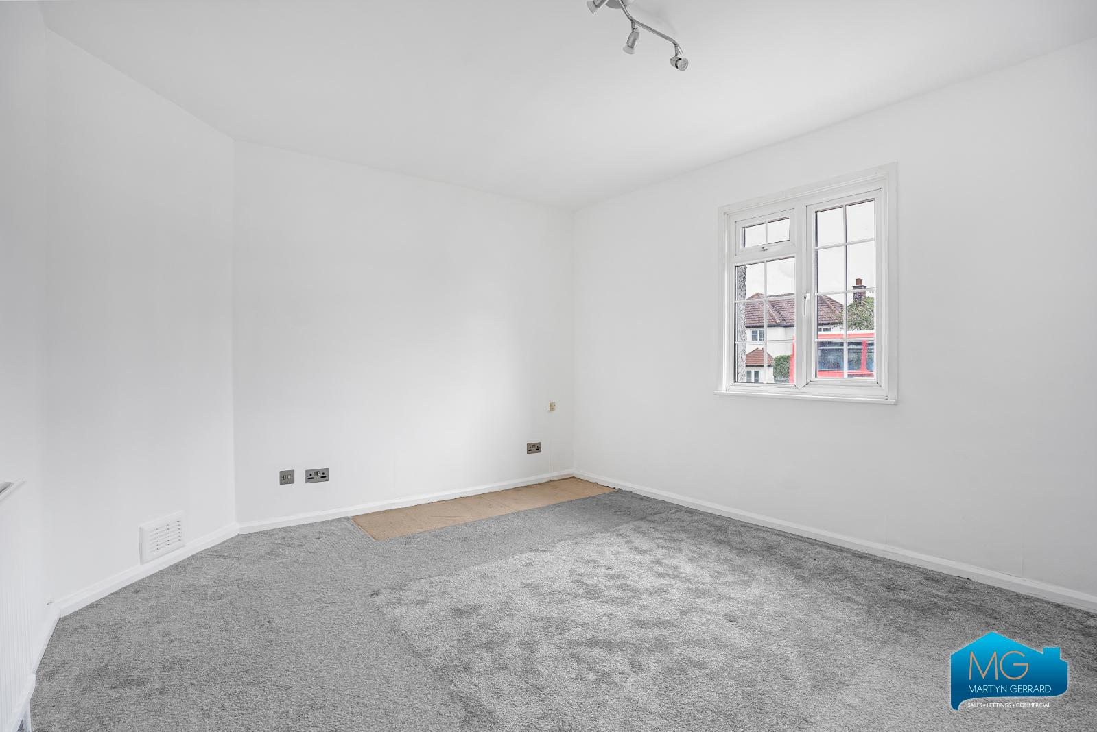2 bedroom Maisonette to rent - Martyn Gerrard