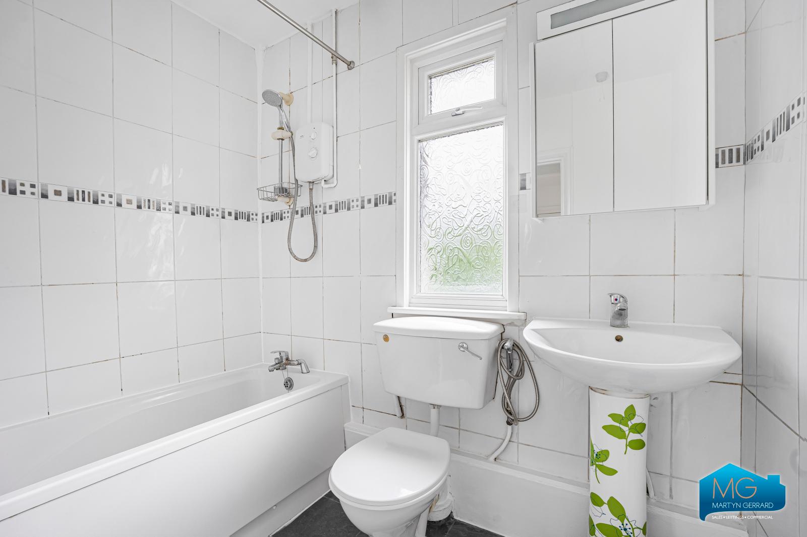 2 bedroom Maisonette to rent - Martyn Gerrard