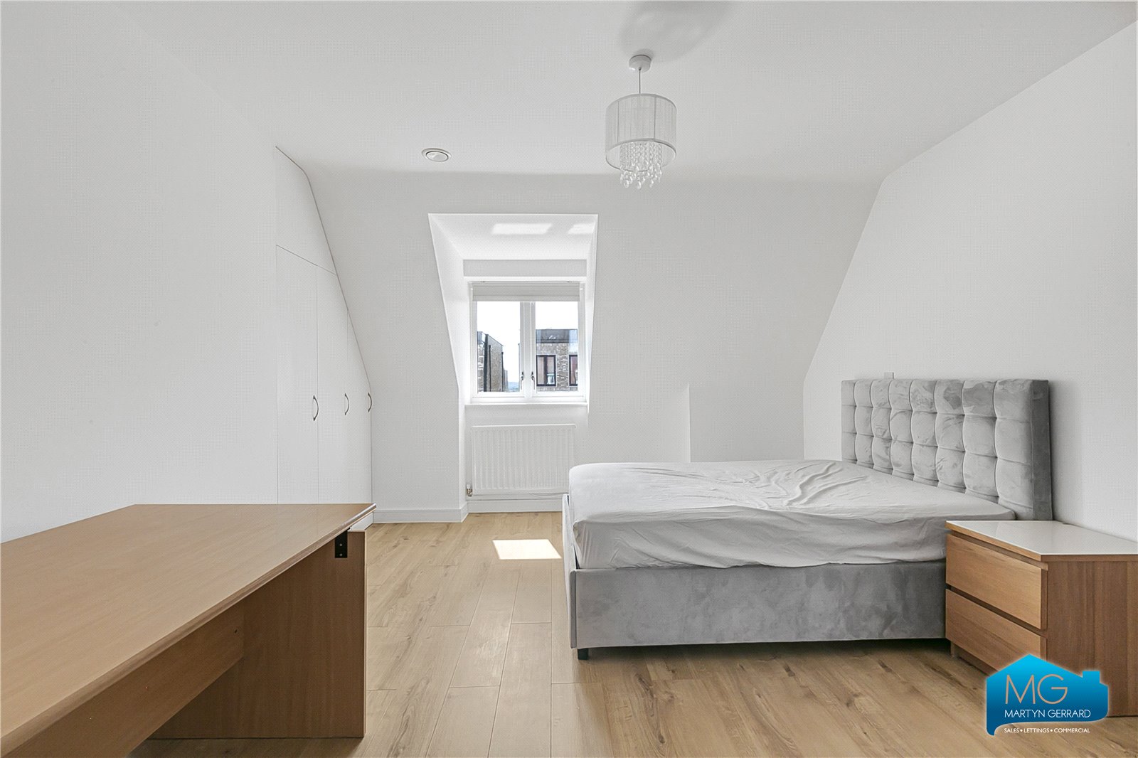 3 bedroom Terraced House for sale - Martyn Gerrard
