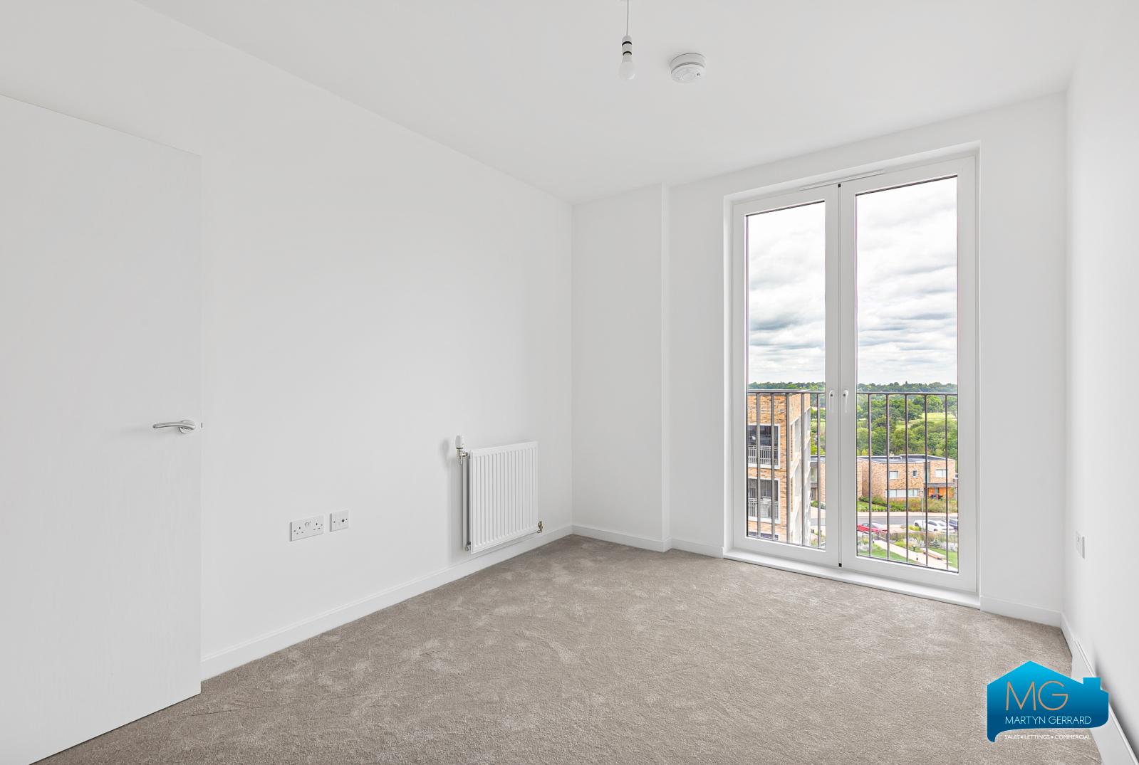 2 bedroom Apartment to rent - Martyn Gerrard