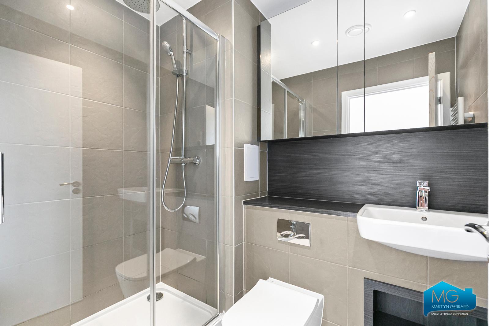2 bedroom Apartment to rent - Martyn Gerrard