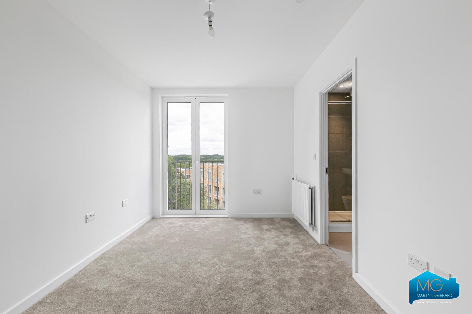 2 bedroom Apartment to rent - Martyn Gerrard