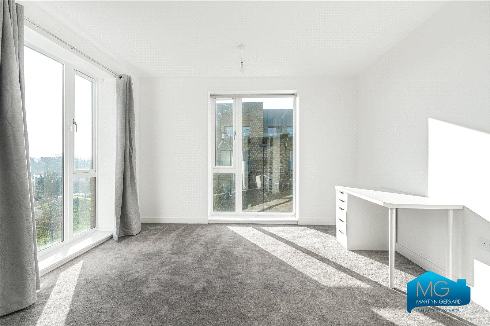 4 bedroom Detached House to rent - Martyn Gerrard