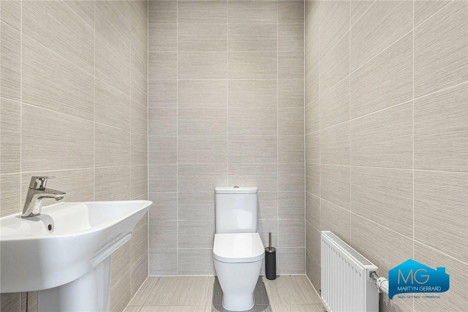 4 bedroom Detached House to rent - Martyn Gerrard