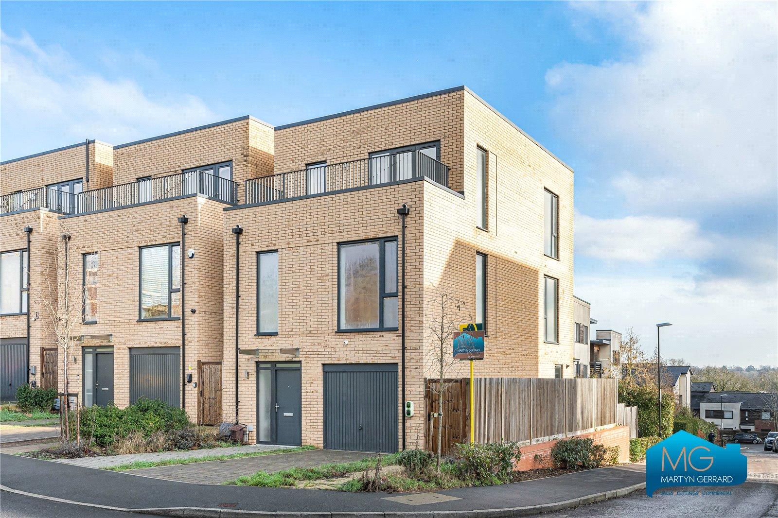 4 bedroom Detached House to rent - Martyn Gerrard