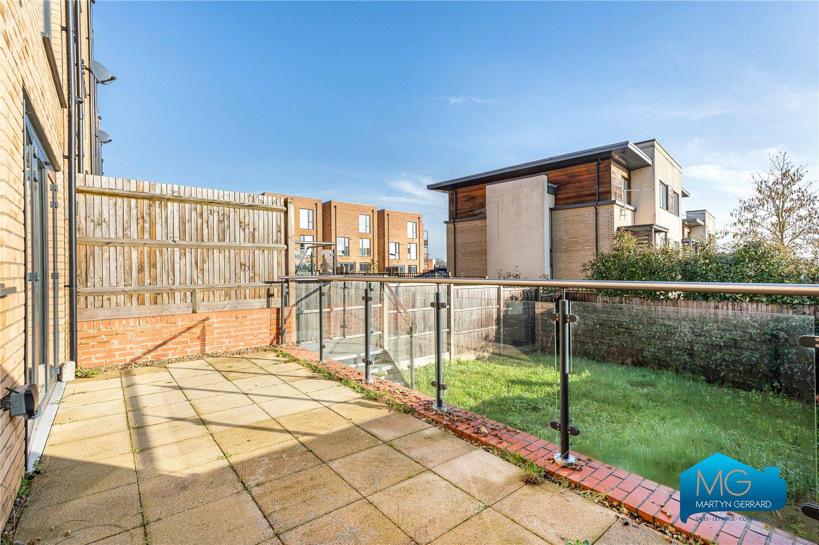 4 bedroom Detached House to rent - Martyn Gerrard