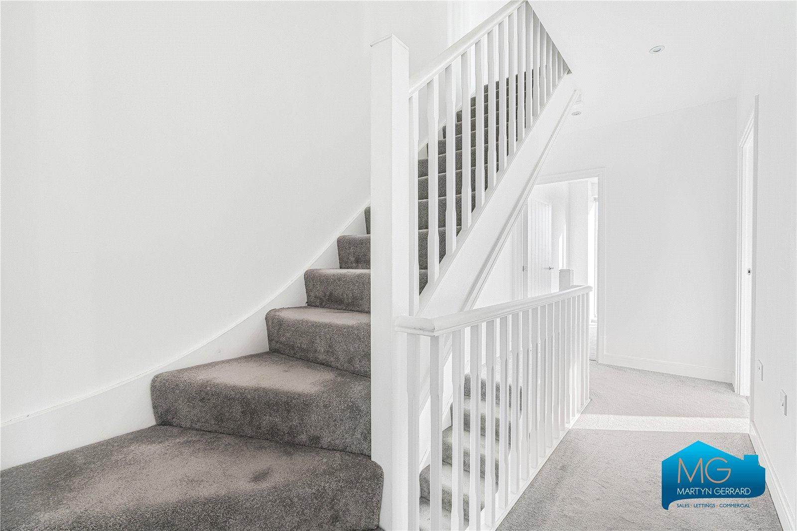 4 bedroom Detached House to rent - Martyn Gerrard