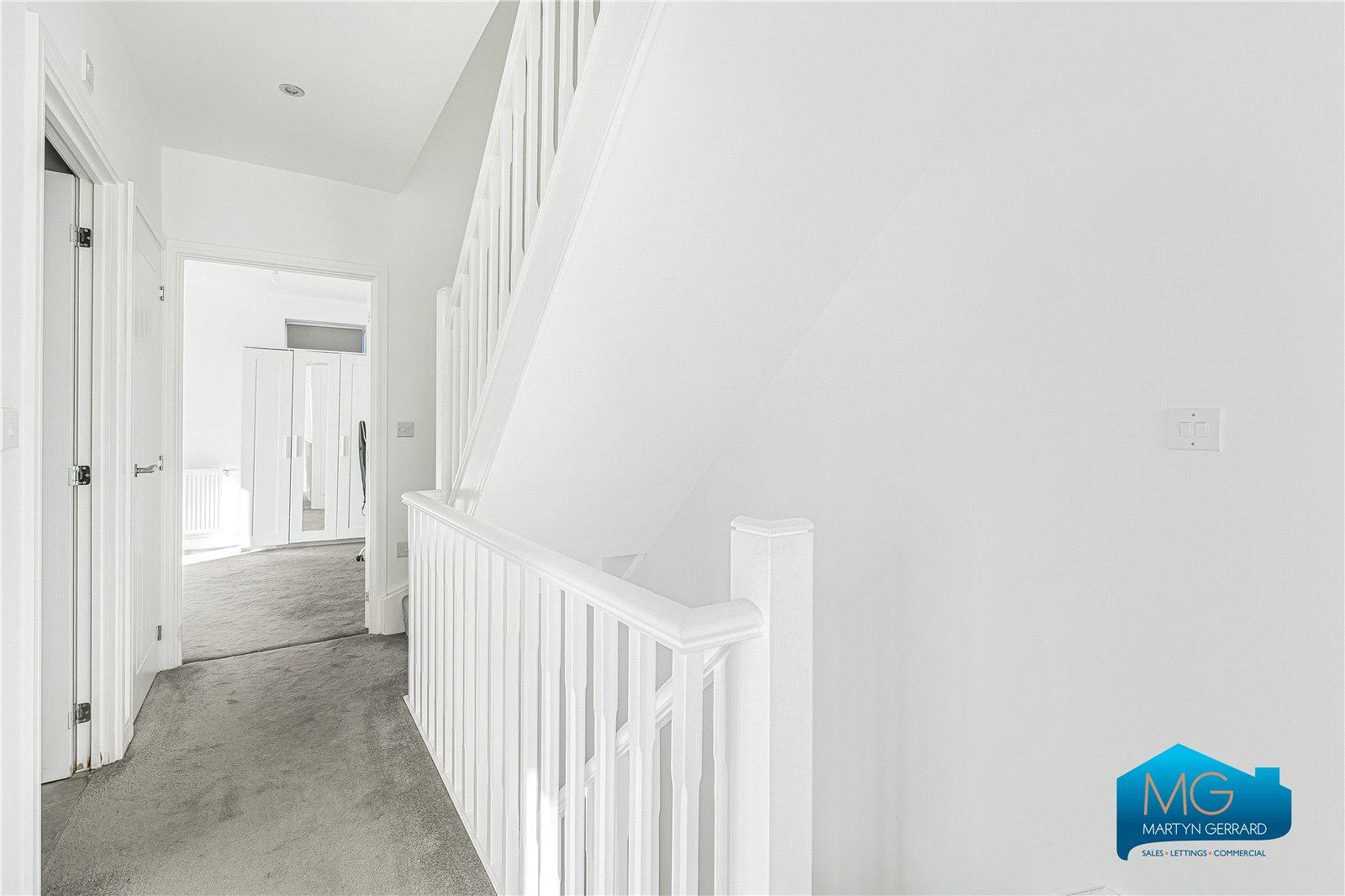 4 bedroom Detached House to rent - Martyn Gerrard