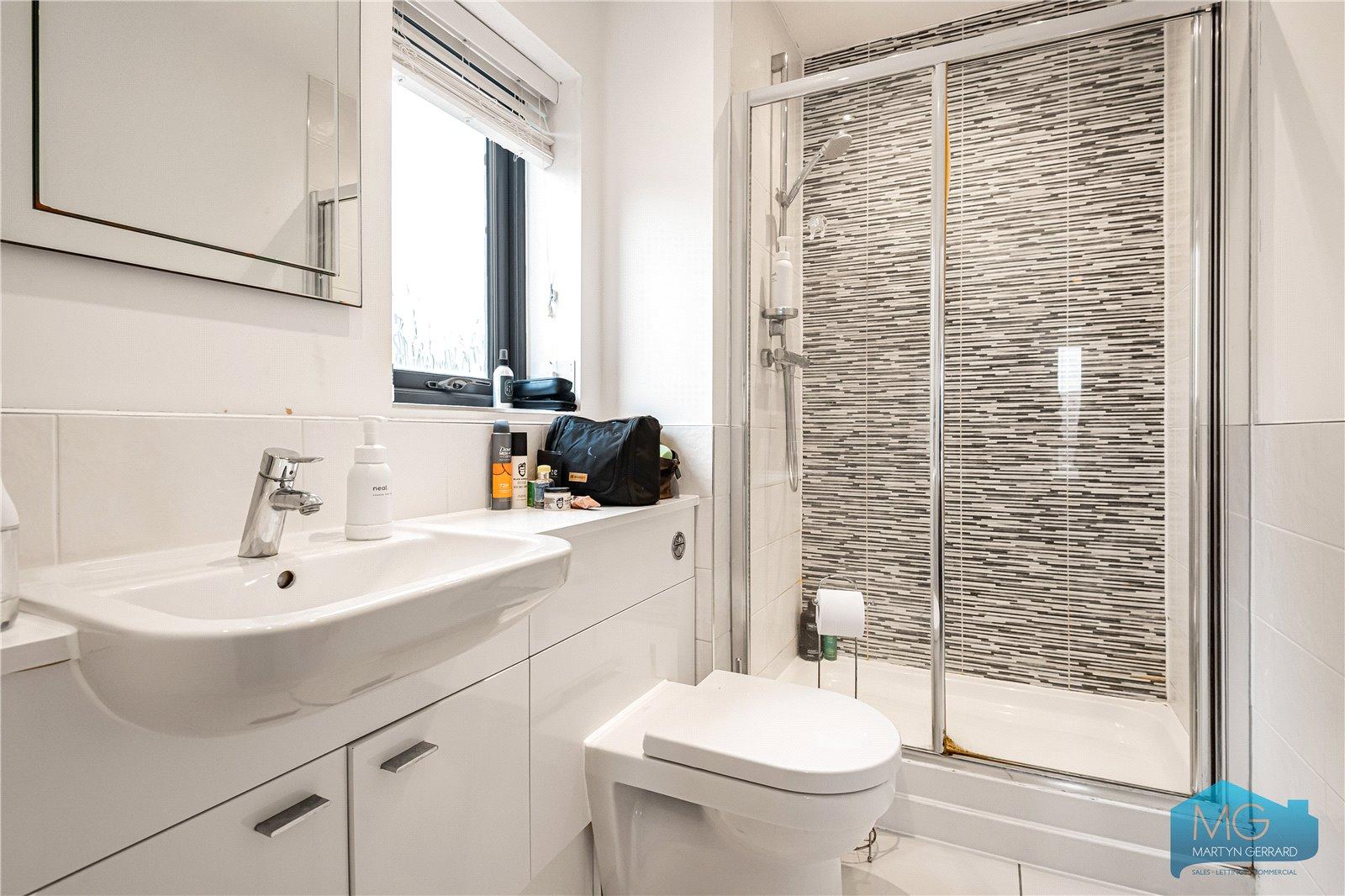 2 bedroom Apartment for sale - Martyn Gerrard