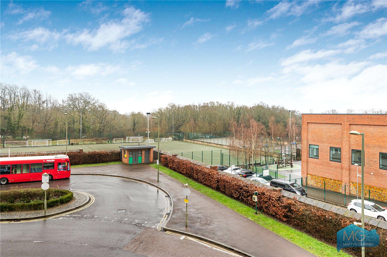 2 bedroom Apartment for sale - Martyn Gerrard