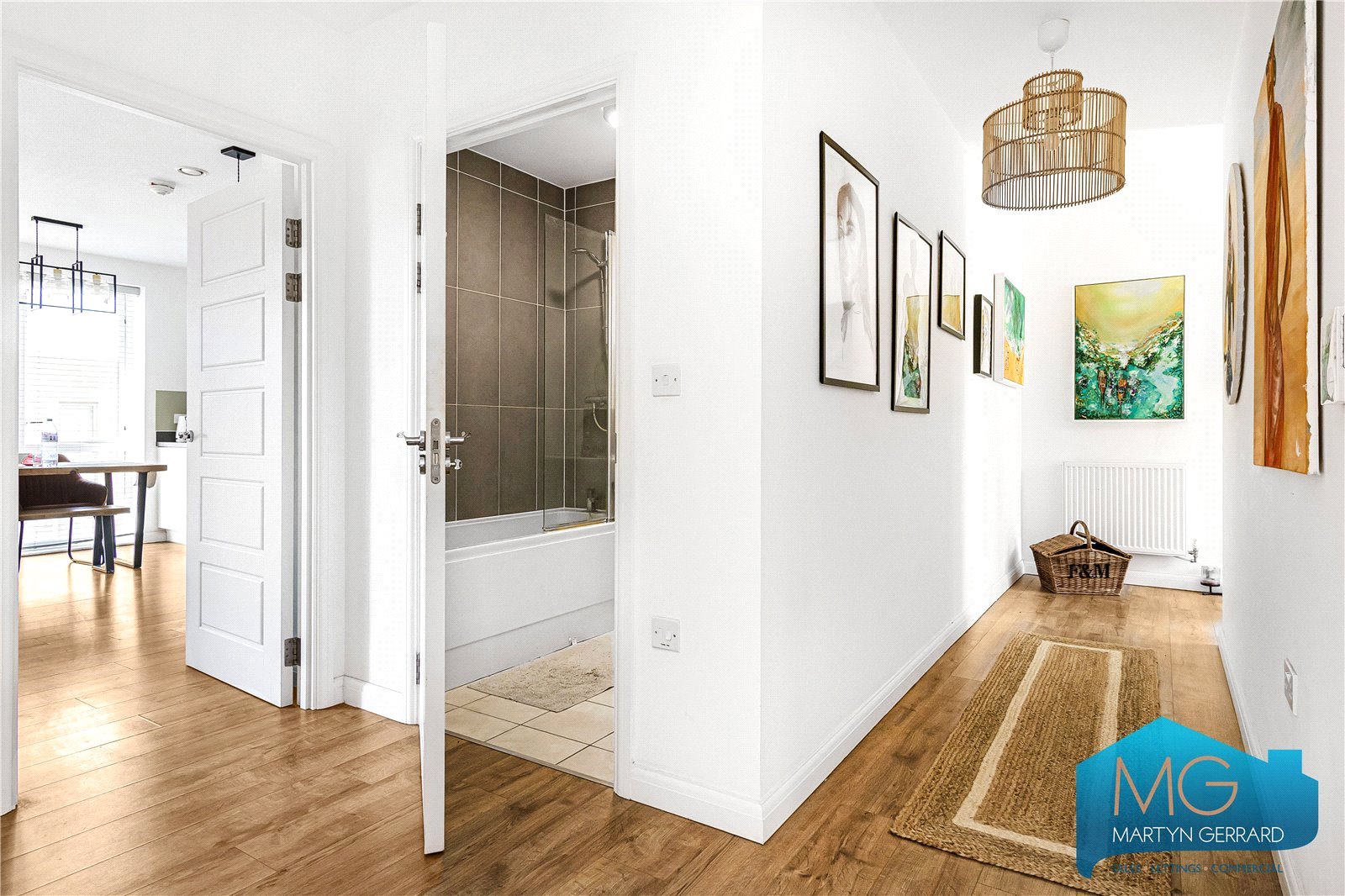 2 bedroom Apartment to rent - Martyn Gerrard
