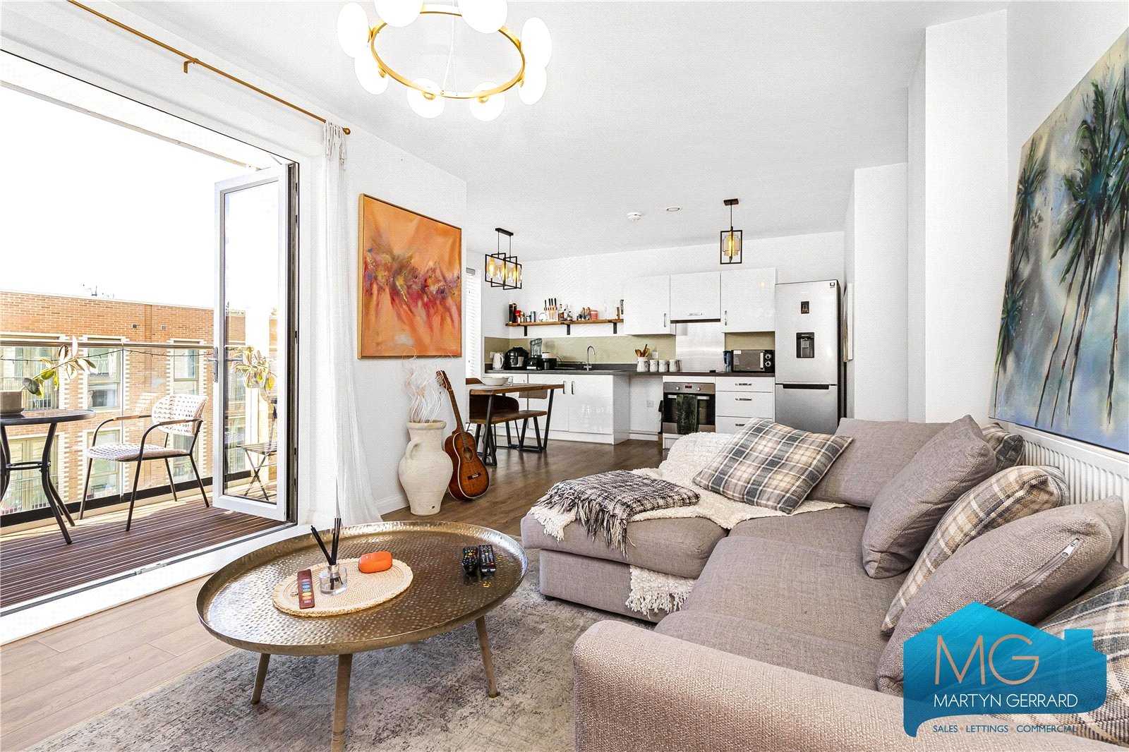2 bedroom Apartment to rent - Martyn Gerrard