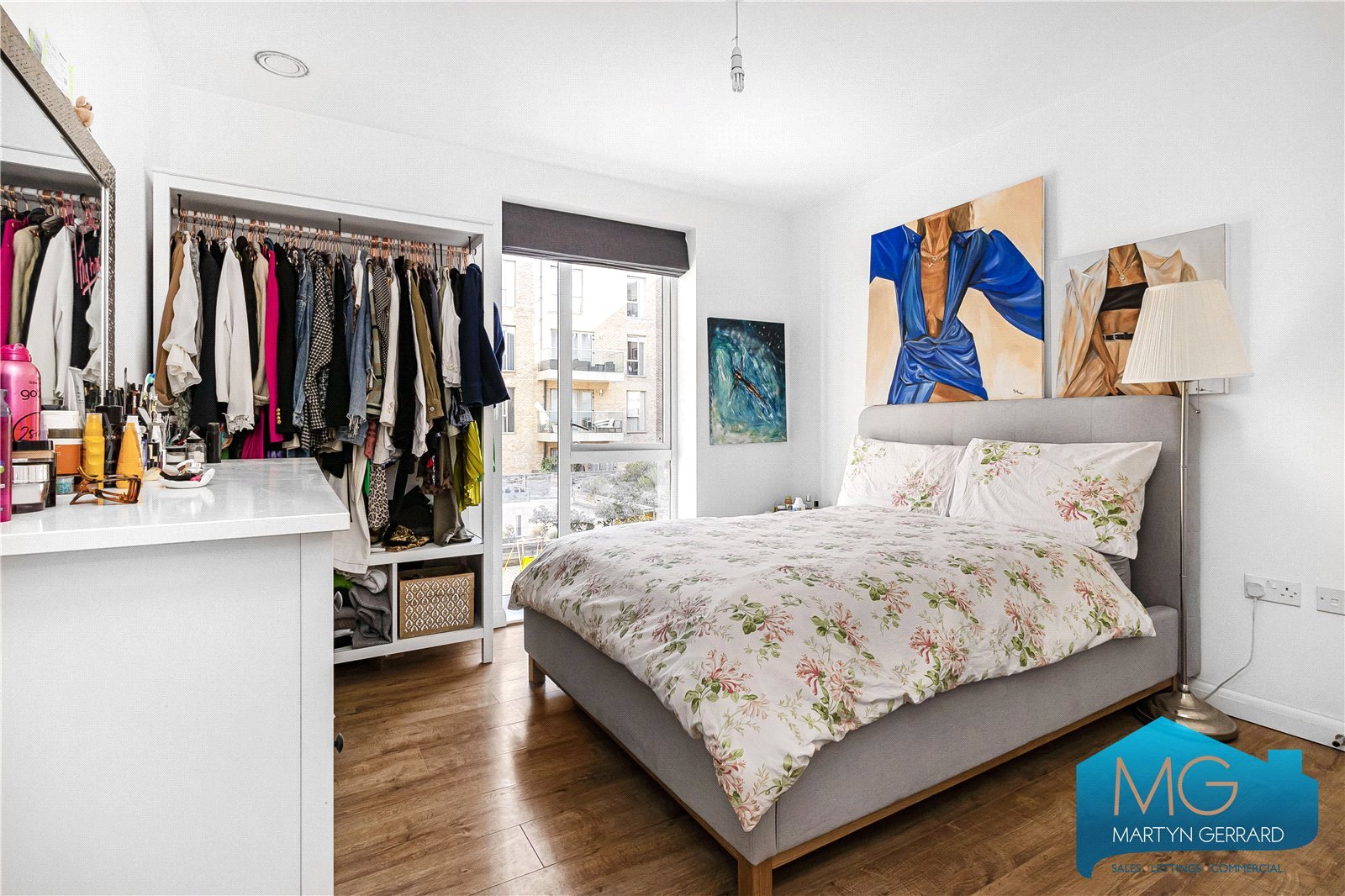 2 bedroom Apartment to rent - Martyn Gerrard