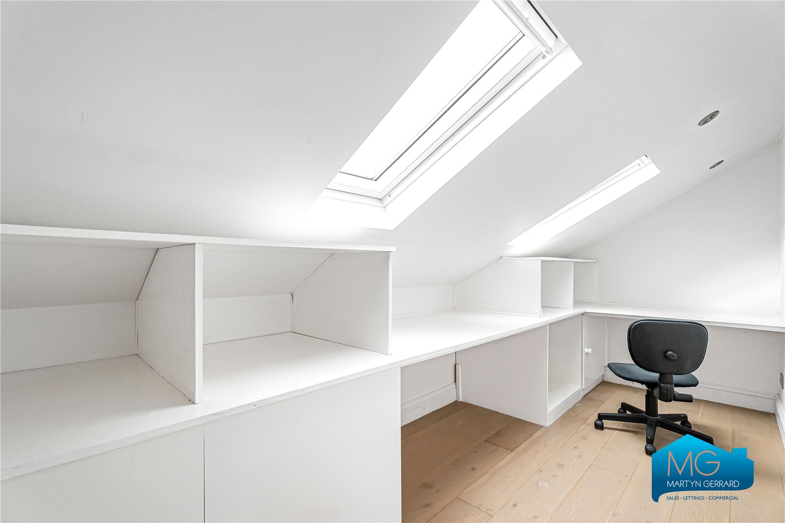 4 bedroom House to rent - Martyn Gerrard