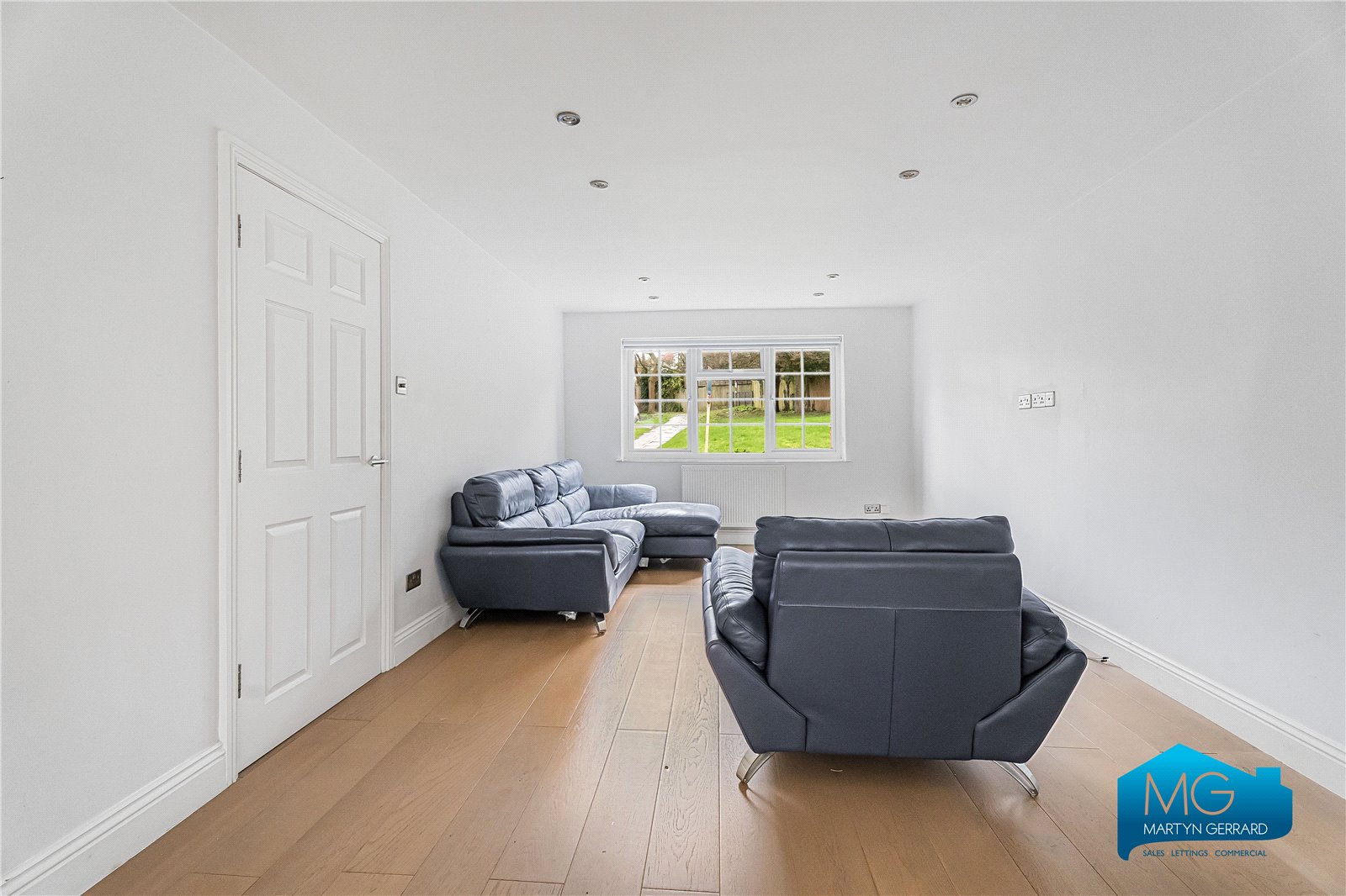 4 bedroom House to rent - Martyn Gerrard