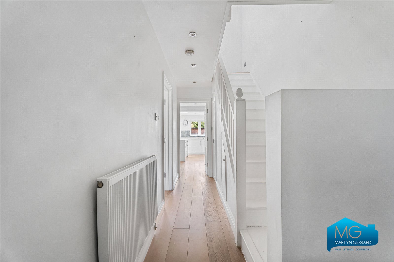 4 bedroom House to rent - Martyn Gerrard