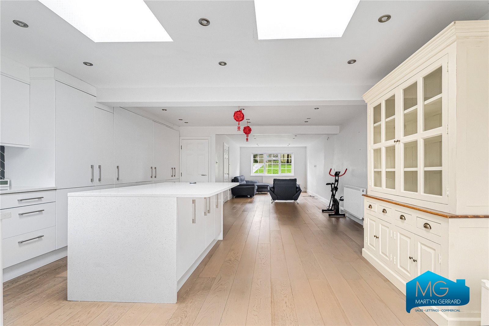 4 bedroom House to rent - Martyn Gerrard