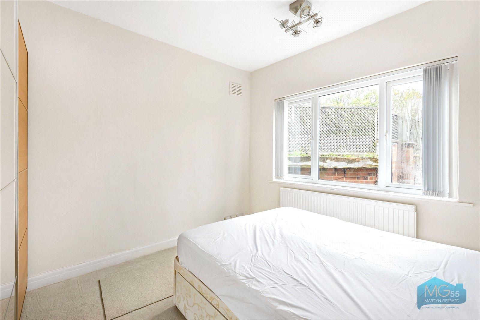3 bedroom Semi-Detached Bungalow for sale - Martyn Gerrard
