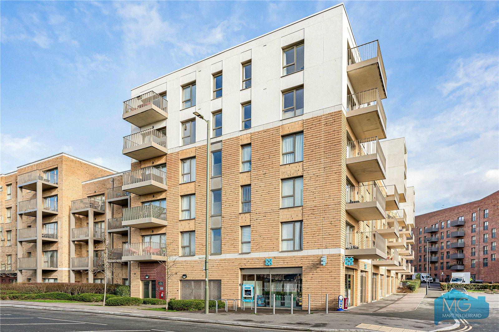 Bittacy Hill, Mill Hill, London, NW7+ - Martyn Gerrard