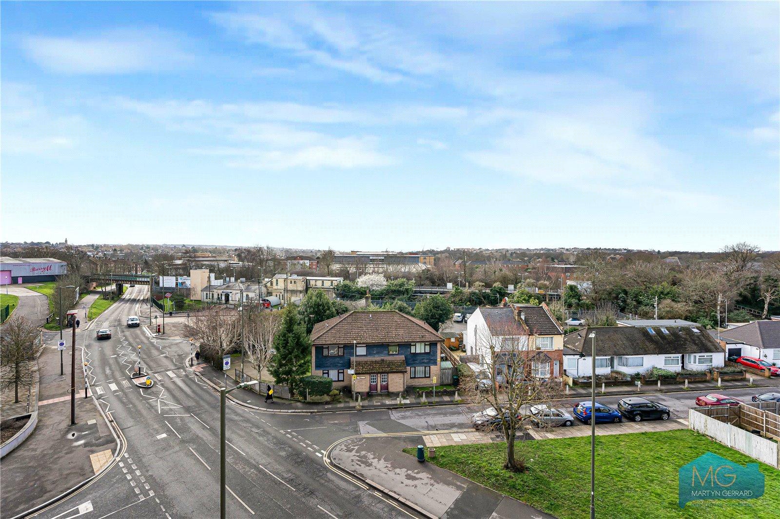 1 bedroom Apartment for sale - Martyn Gerrard