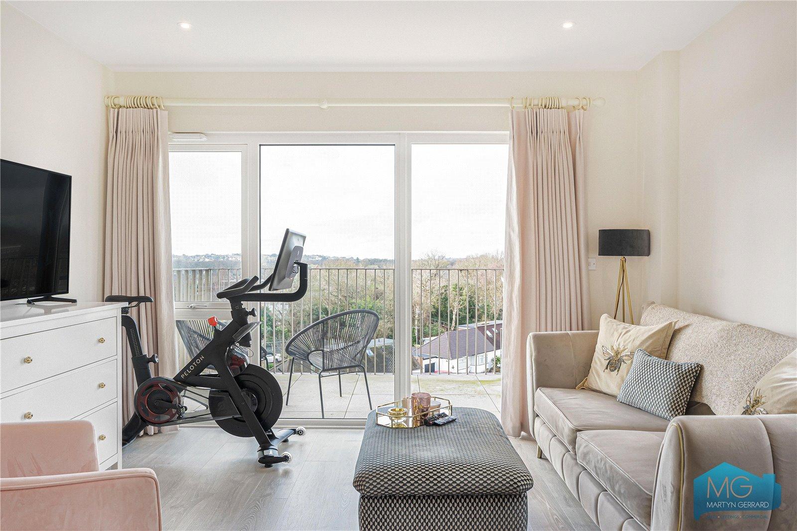 1 bedroom Apartment for sale - Martyn Gerrard