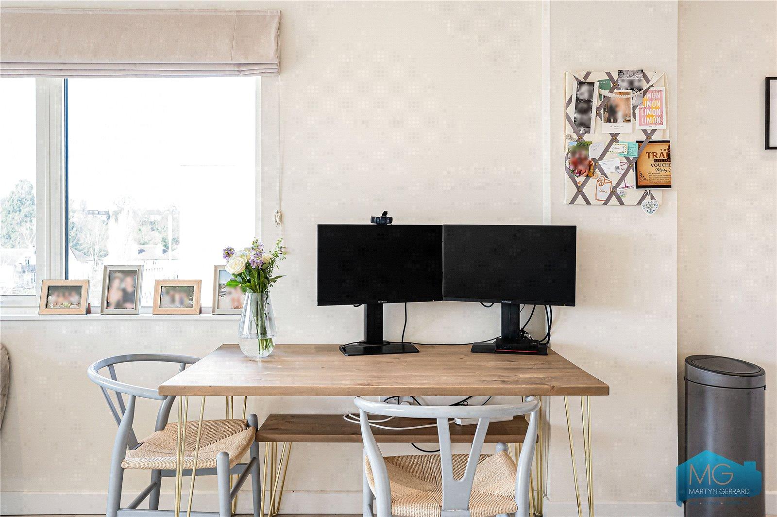 1 bedroom Apartment for sale - Martyn Gerrard