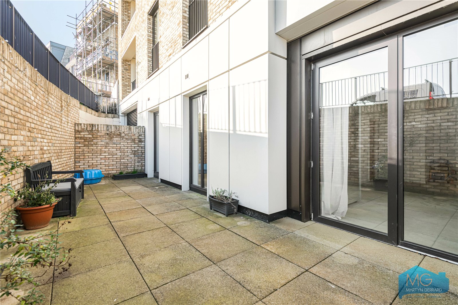 1 bedroom Apartment for sale - Martyn Gerrard