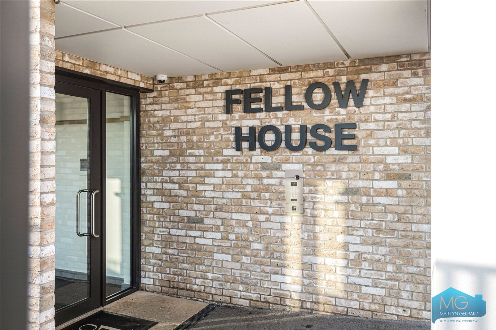 1 bedroom Apartment for sale - Martyn Gerrard