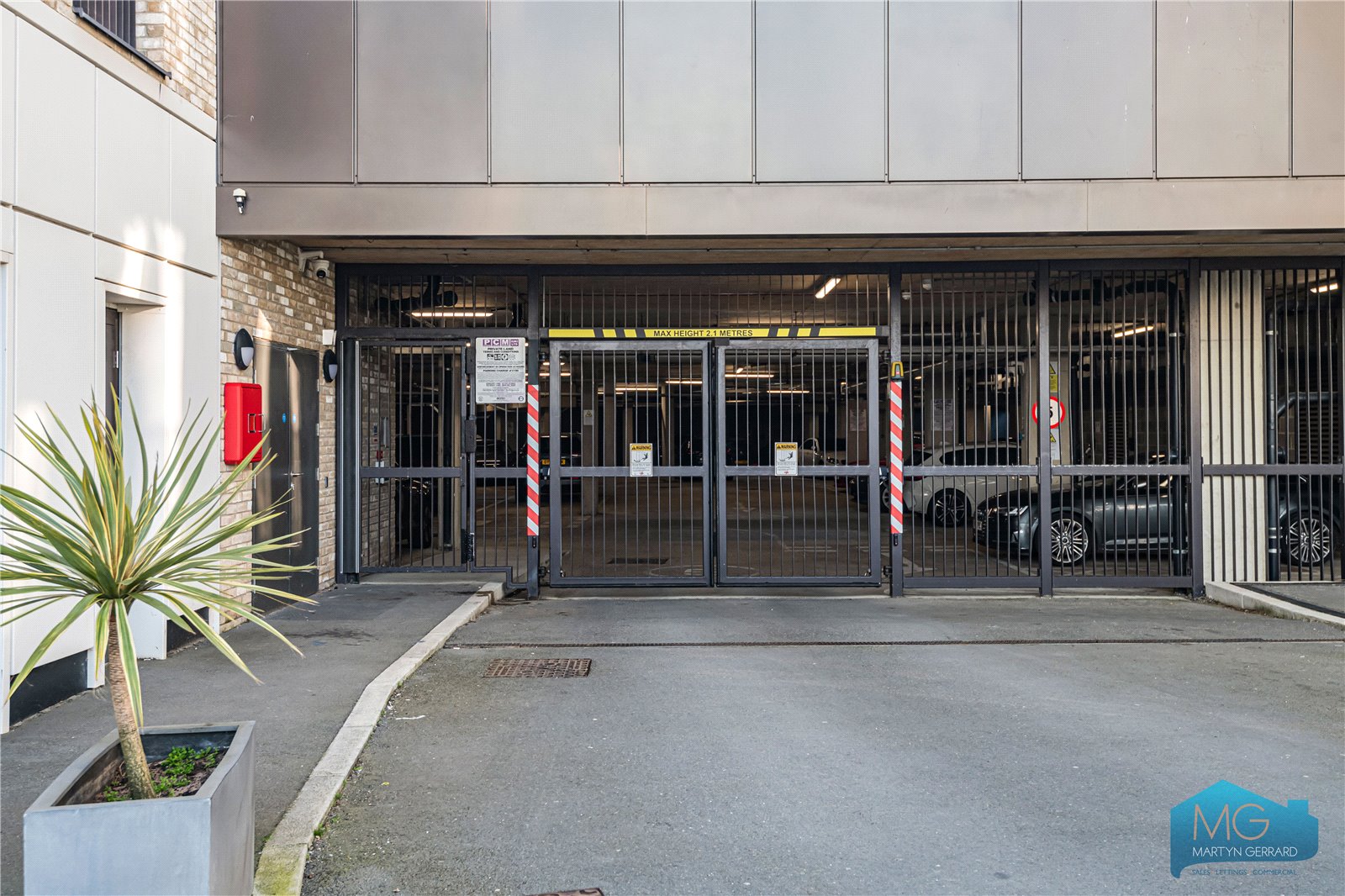 1 bedroom Apartment for sale - Martyn Gerrard