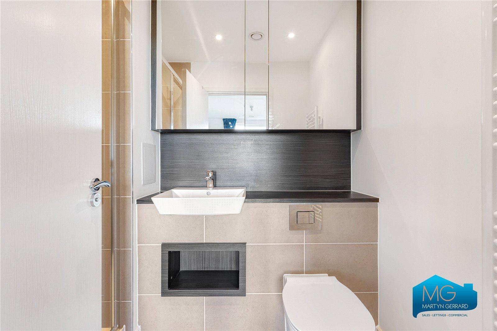 3 bedroom Apartment to rent - Martyn Gerrard